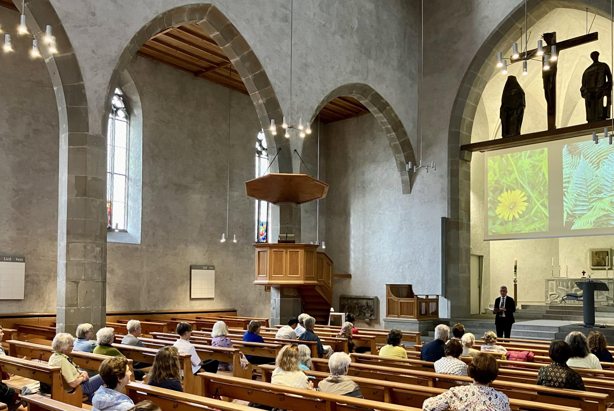 VR 2024 christ Anlass Kirche seitl